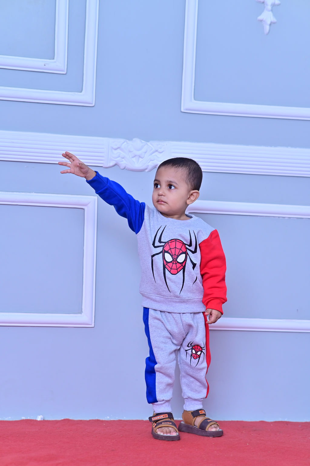 Spider Fleece Sweatshirt & Trouser