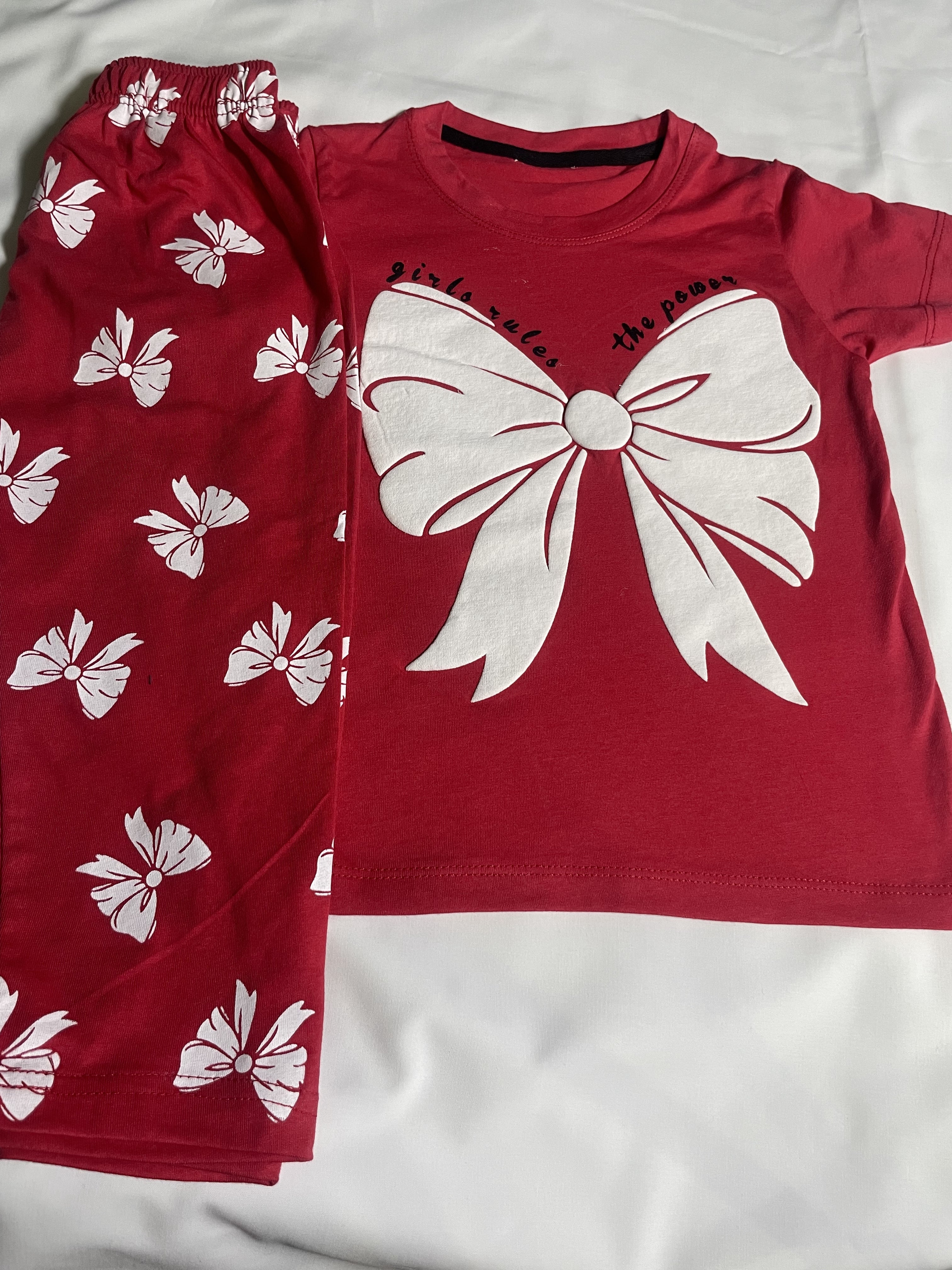 Girls "Power Bow" Tee & Capri Loungewear Set